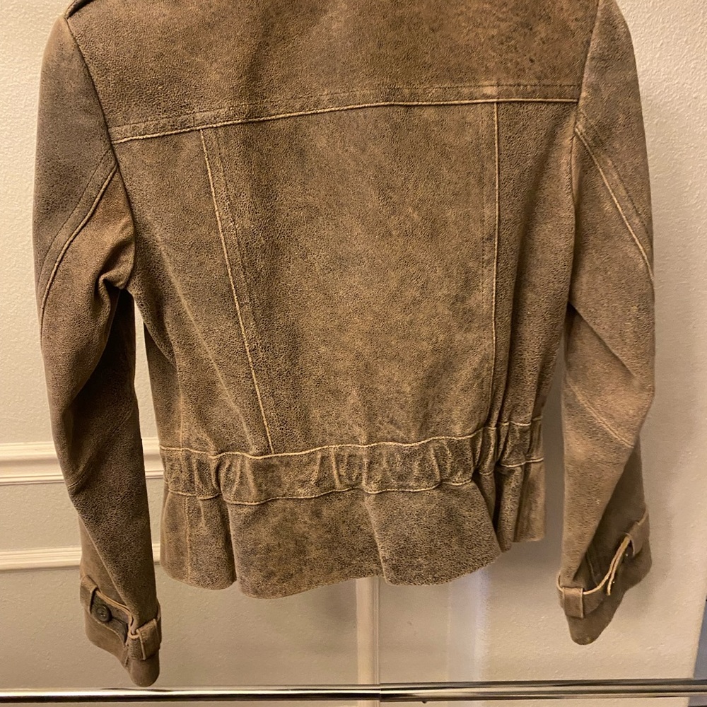 Leather jacket - Picture 8 of 14